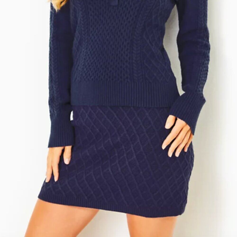 Lilly Pulitzer Lizona Cabled Sweater Skirt in Low Tide Navy Size Large - Picture 9 of 9